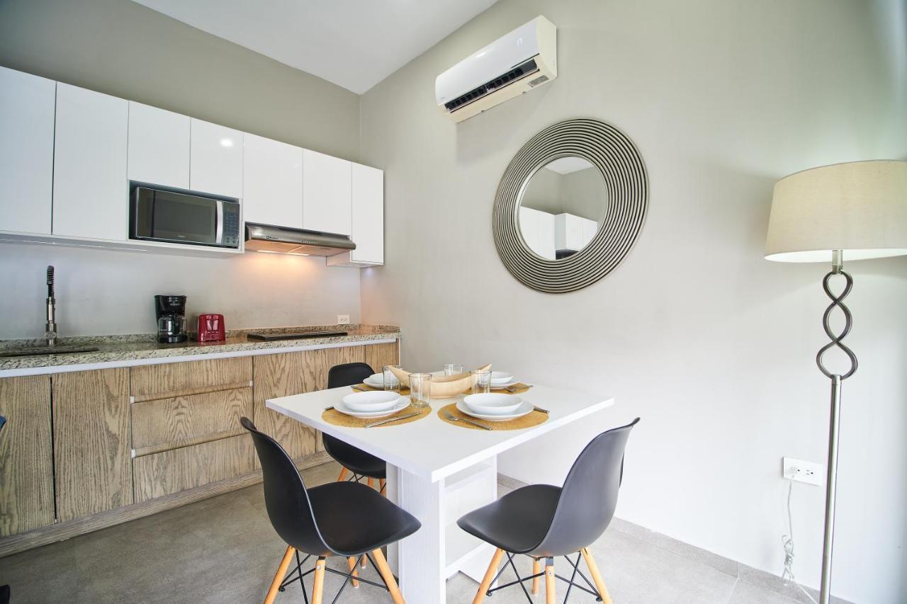 Torre 42 Playa Del Carmen By Lockey Aparthotel Exterior photo